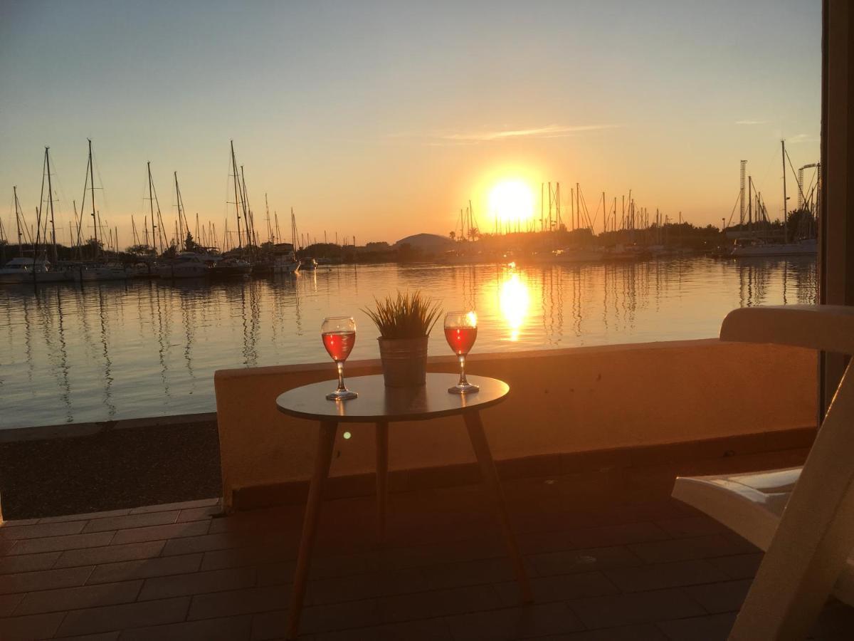 Studio - Les Pieds Dans L'Eau Agreable En Toutes Saisons 4 Couchages - Climatisation - Parking Prive - Piscine Sur Mer - Vue Magnifique Et Rare - Situation Optimum - Les Argonautes - Ile Des Pecheurs - Cap D'Agde Eksteriør bilde