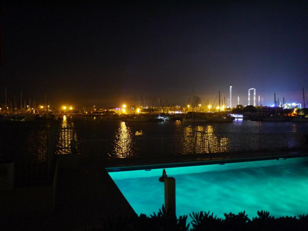 Studio - Les Pieds Dans L'Eau Agreable En Toutes Saisons 4 Couchages - Climatisation - Parking Prive - Piscine Sur Mer - Vue Magnifique Et Rare - Situation Optimum - Les Argonautes - Ile Des Pecheurs - Cap D'Agde Eksteriør bilde
