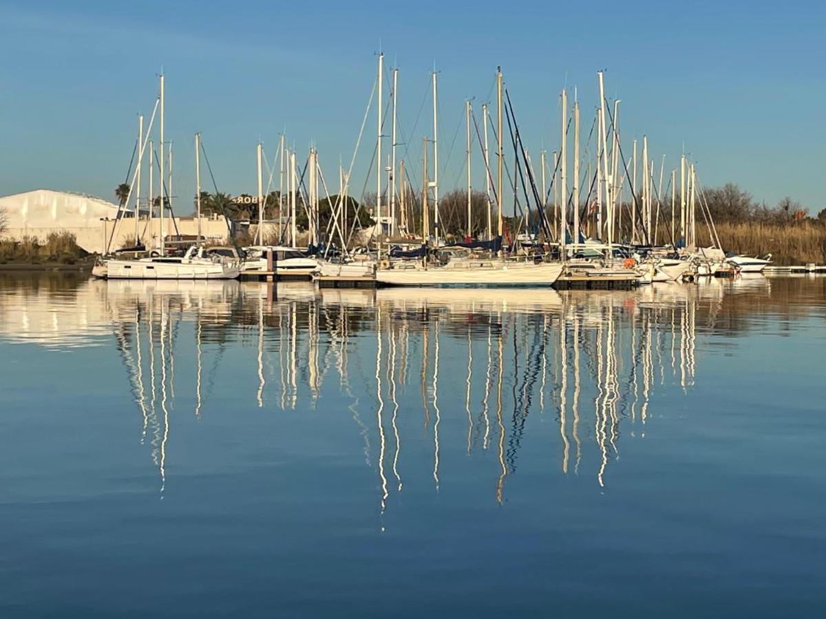 Studio - Les Pieds Dans L'Eau Agreable En Toutes Saisons 4 Couchages - Climatisation - Parking Prive - Piscine Sur Mer - Vue Magnifique Et Rare - Situation Optimum - Les Argonautes - Ile Des Pecheurs - Cap D'Agde Eksteriør bilde
