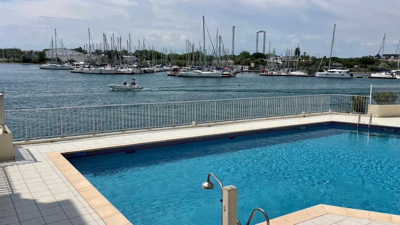 Studio - Les Pieds Dans L'Eau Agreable En Toutes Saisons 4 Couchages - Climatisation - Parking Prive - Piscine Sur Mer - Vue Magnifique Et Rare - Situation Optimum - Les Argonautes - Ile Des Pecheurs - Cap D'Agde Eksteriør bilde