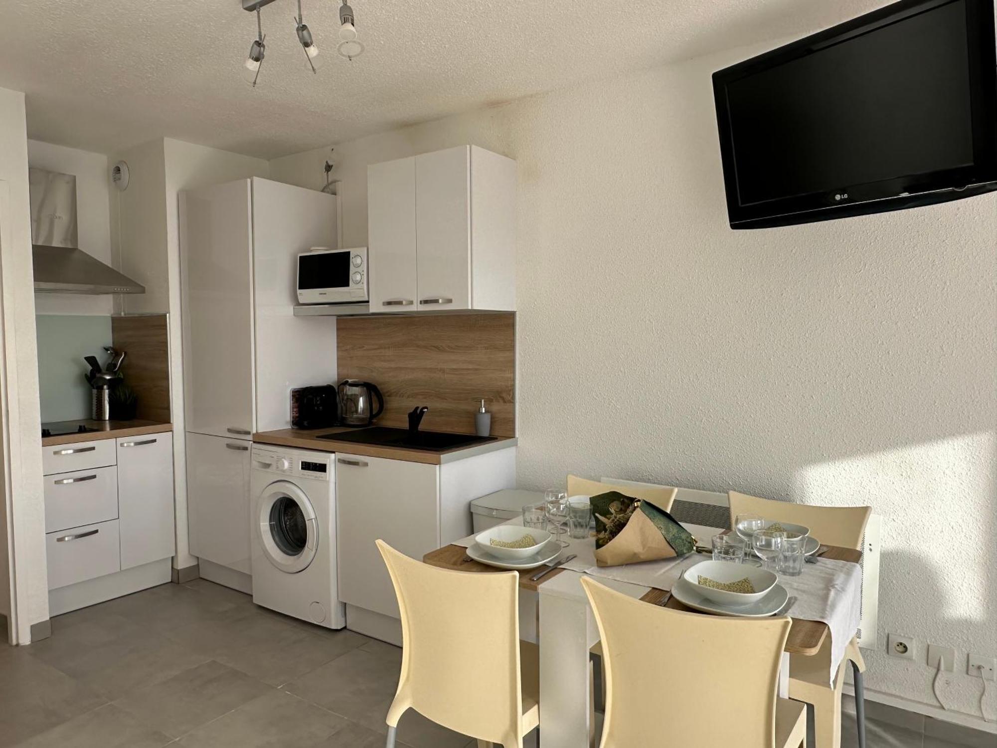 Studio - Les Pieds Dans L'Eau Agreable En Toutes Saisons 4 Couchages - Climatisation - Parking Prive - Piscine Sur Mer - Vue Magnifique Et Rare - Situation Optimum - Les Argonautes - Ile Des Pecheurs - Cap D'Agde Eksteriør bilde